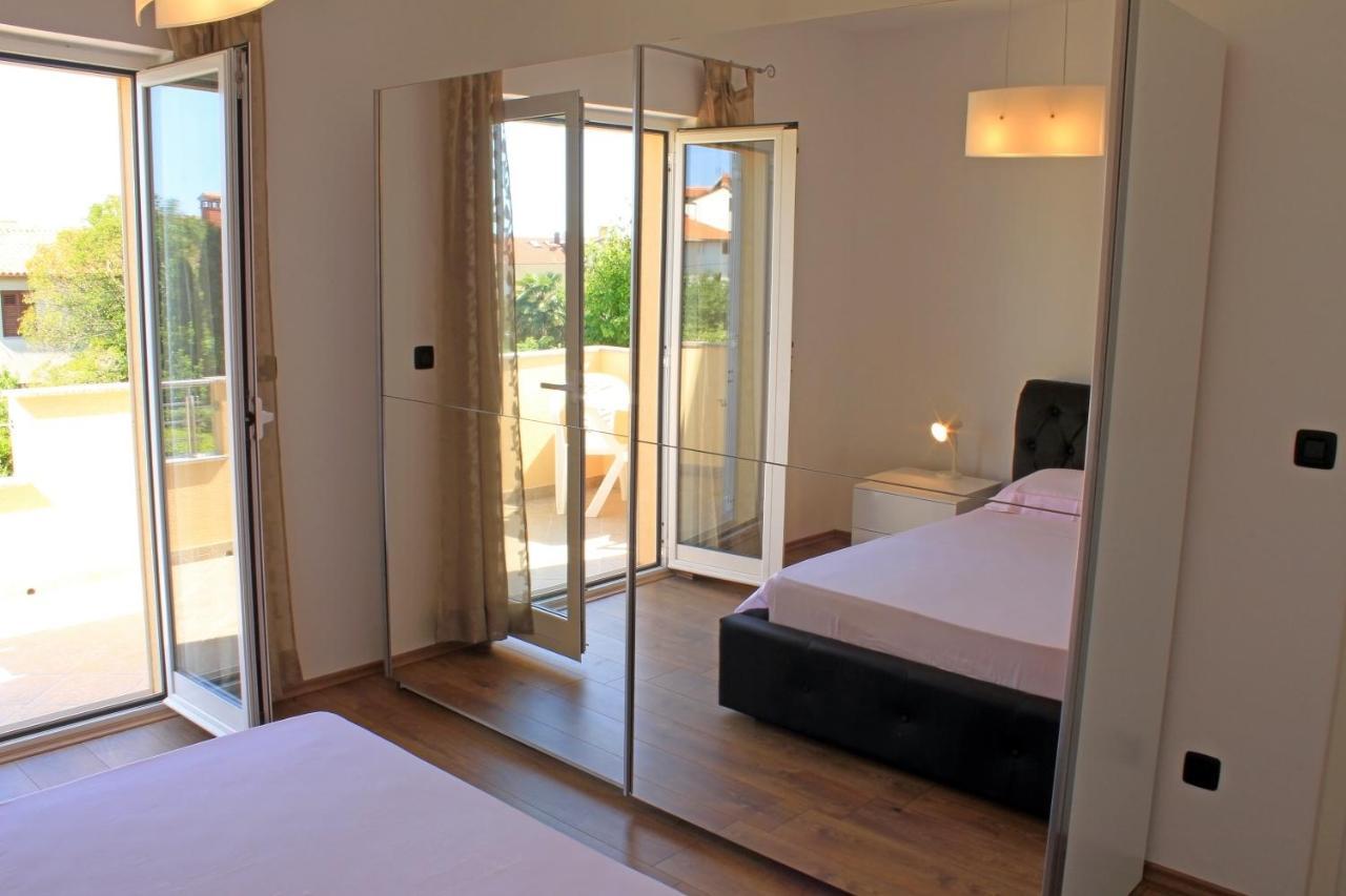 Apartmani Grzinic Rovigno Esterno foto
