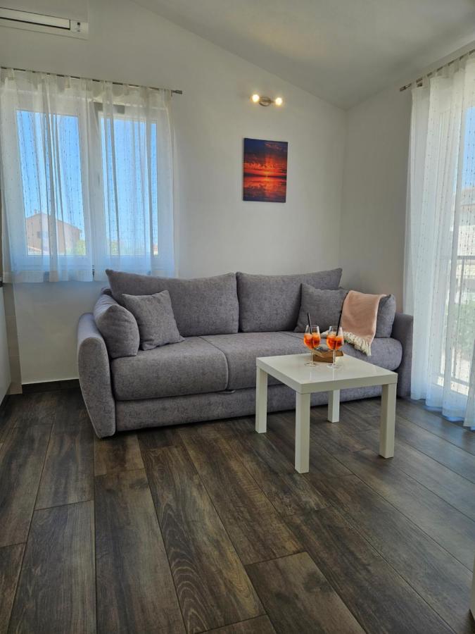 Apartmani Grzinic Rovigno Esterno foto