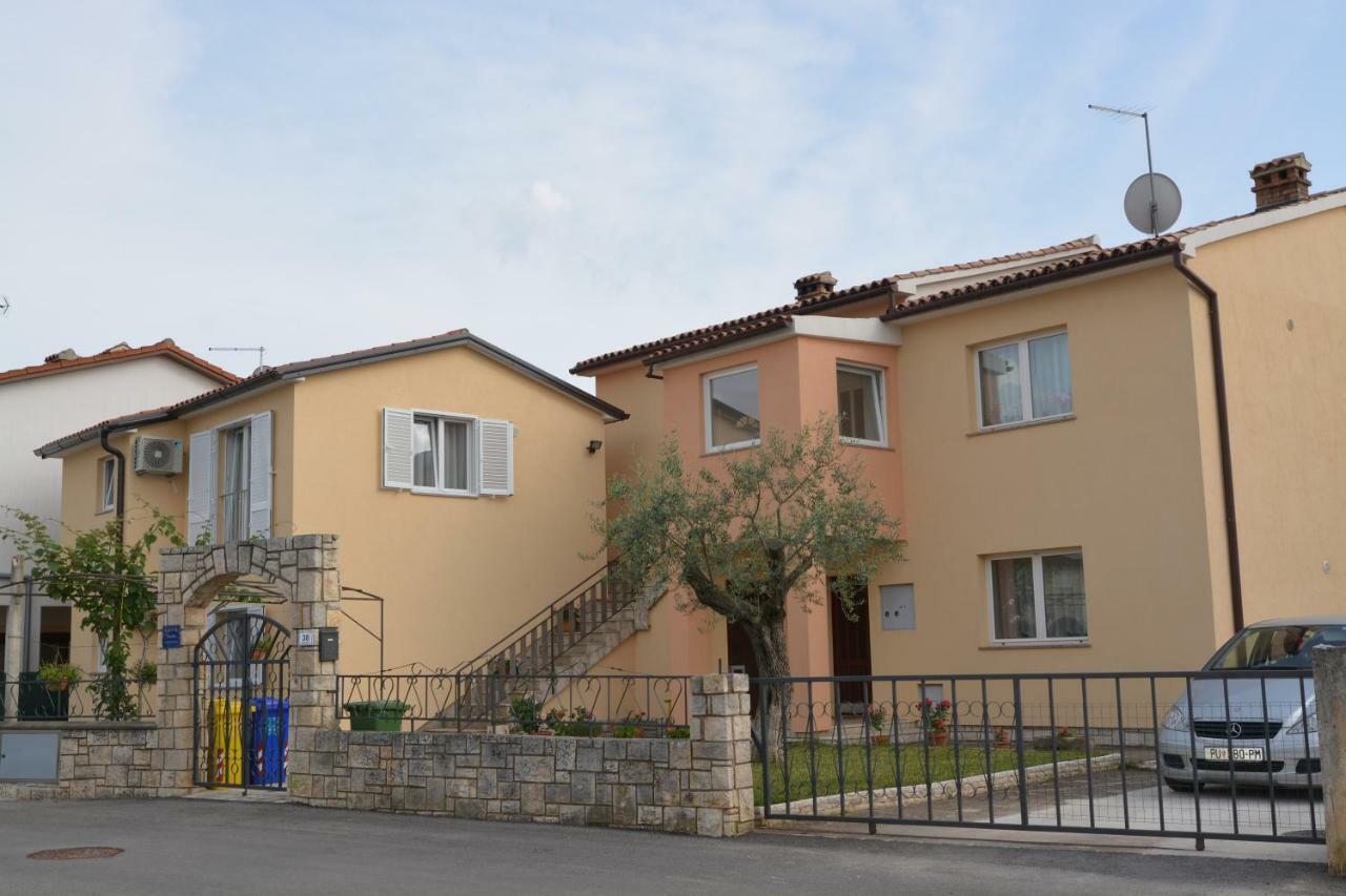 Apartmani Grzinic Rovigno Esterno foto